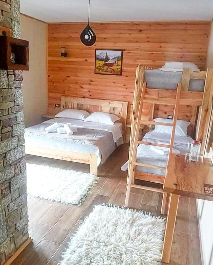 Voskopojë Bujtina Shkodrani B&B 외부 사진